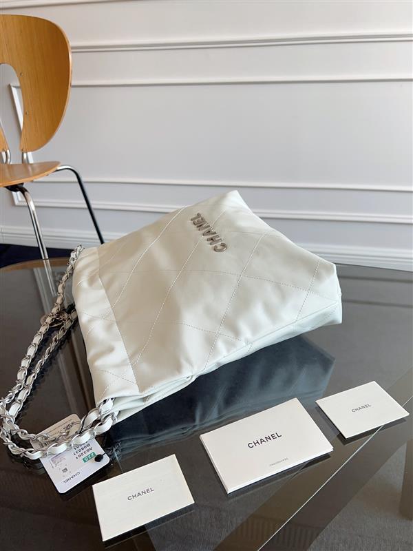 2026127215213225 630